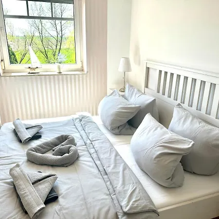 Ostsee*ferienhaus Landidyll Mit Grossem Garten *